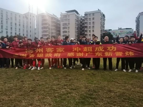 午夜精品久久久久久久99热浪潮